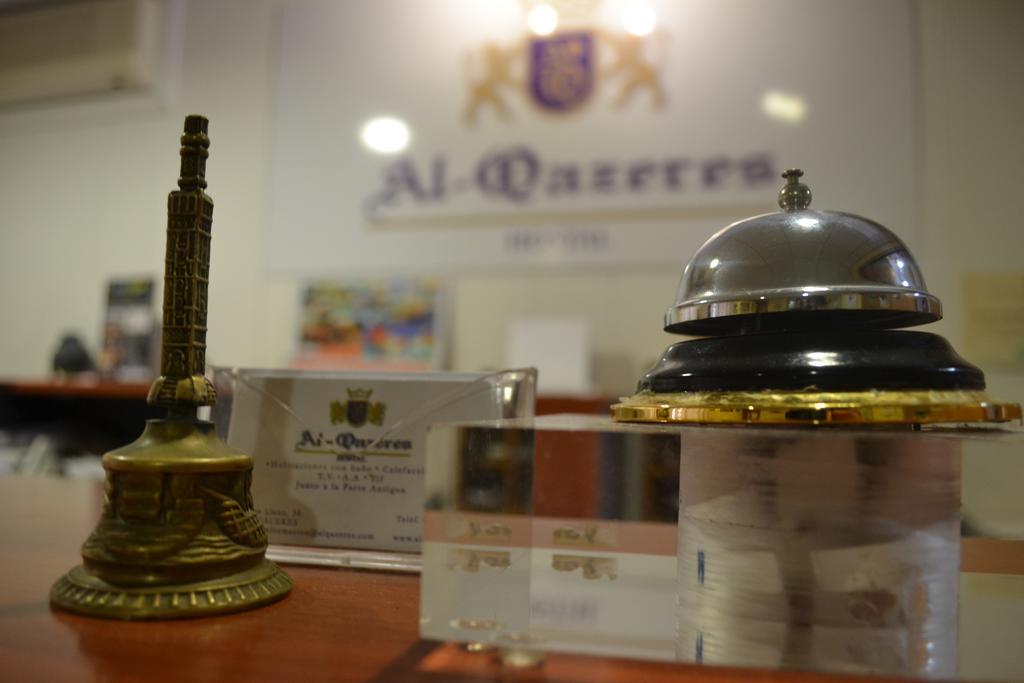 Hostal Al-Qazeres Caces Exterior foto